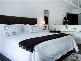 Brenaissance Wine & Stud Estate Hotel
